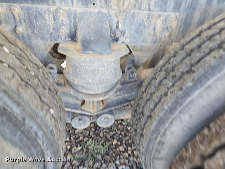 image for item DO2522 2016 Kenworth T880 ready mix truck