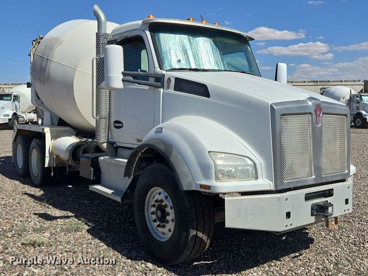 image for item DO2523 2016 Kenworth T880 ready mix truck