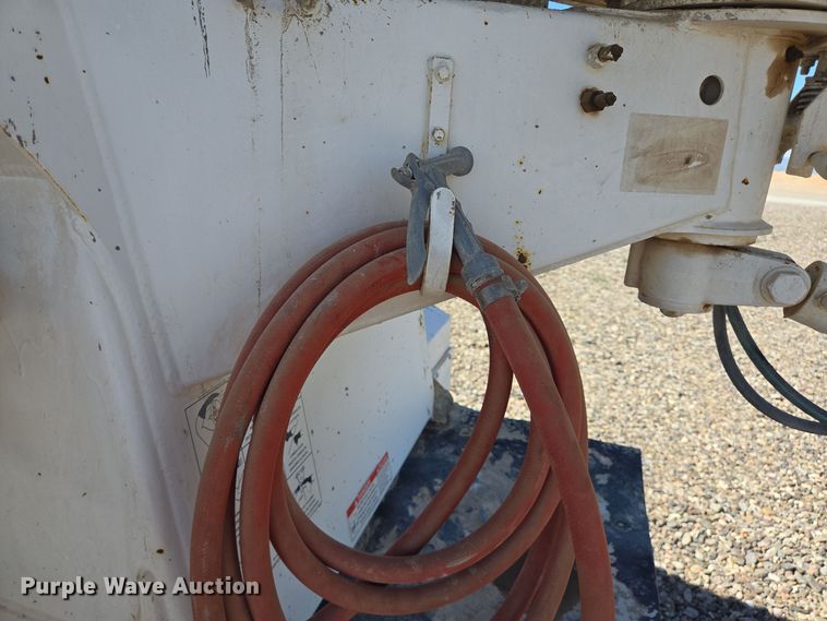 image for item DO2523 2016 Kenworth T880 ready mix truck