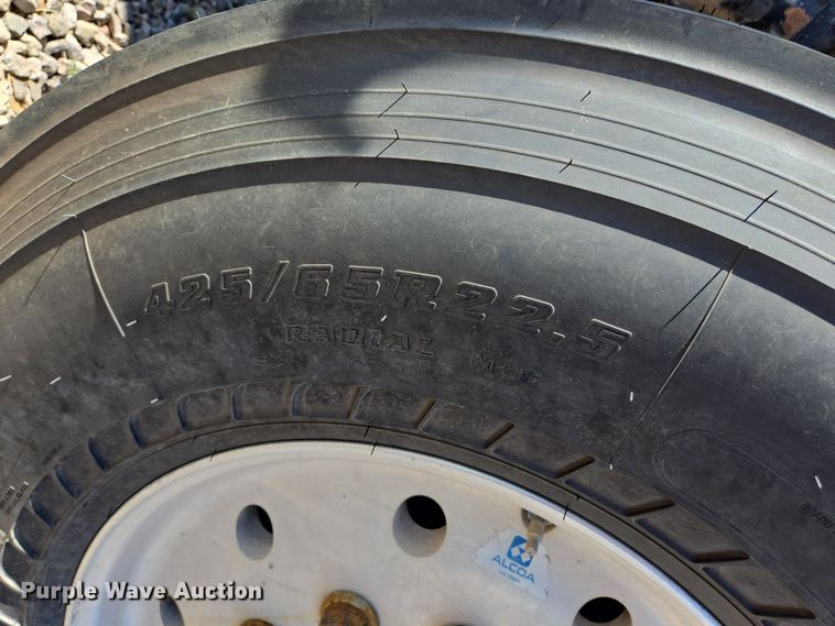 image for item DO2523 2016 Kenworth T880 ready mix truck