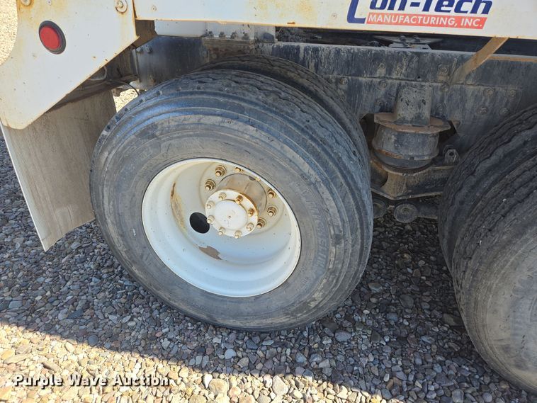 image for item DO2523 2016 Kenworth T880 ready mix truck