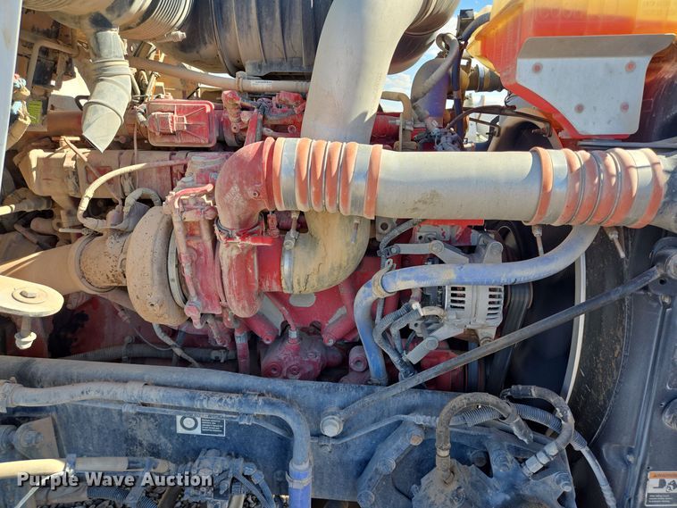 image for item DO2524 2015 Kenworth T800 ready mix truck