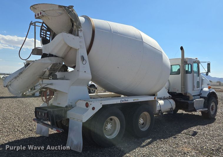 image for item DO2525 2015 Kenworth T800 ready mix truck