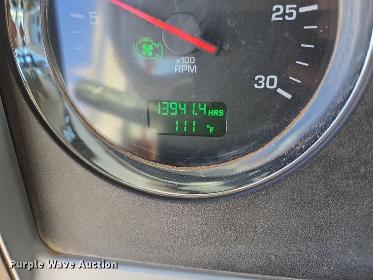 image for item DO2525 2015 Kenworth T800 ready mix truck