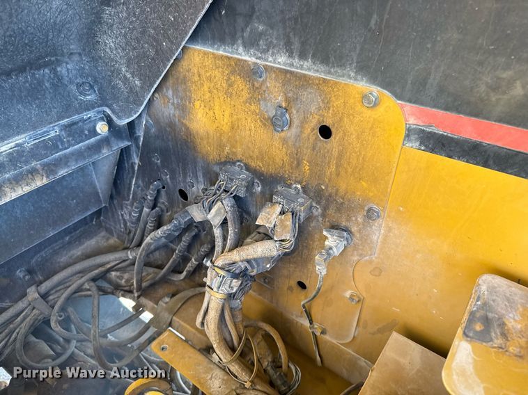 image for item DO2528 2005 Caterpillar  769D haul truck