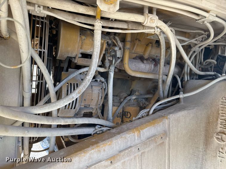 image for item DO2528 2005 Caterpillar  769D haul truck