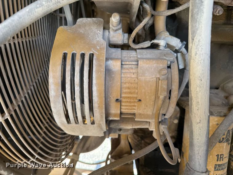 image for item DO2528 2005 Caterpillar  769D haul truck