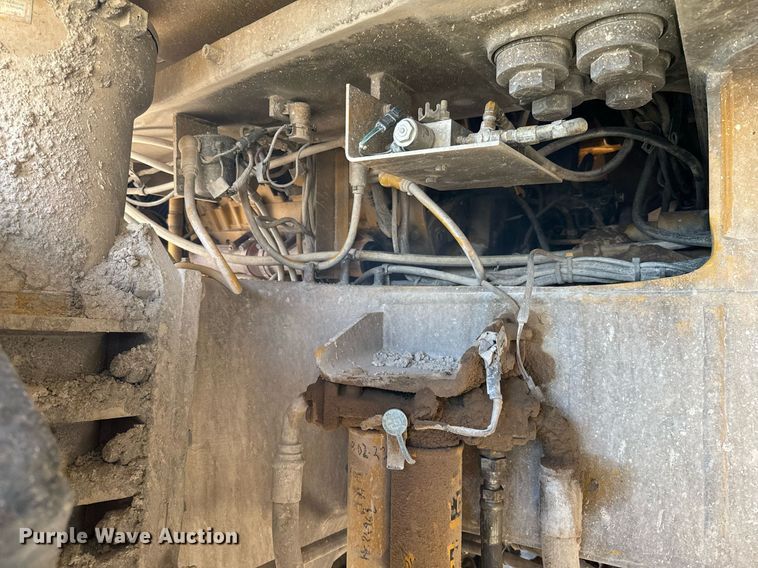 image for item DO2528 2005 Caterpillar  769D haul truck