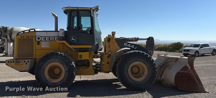 image for item DO2529 2008 John Deere 644J wheel loader