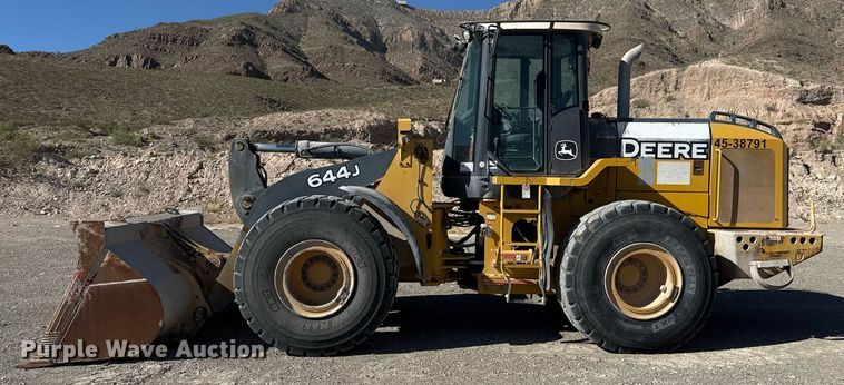 image for item DO2529 2008 John Deere 644J wheel loader