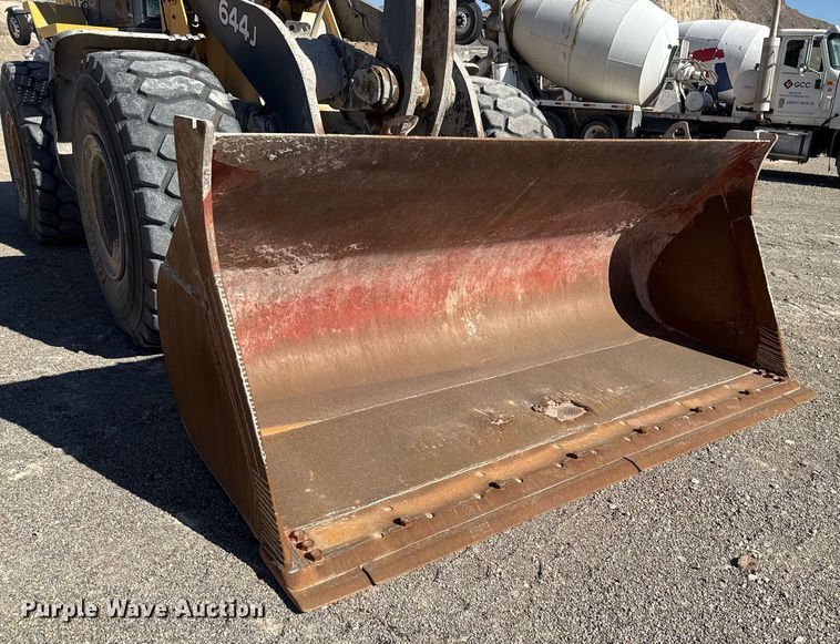 image for item DO2529 2008 John Deere 644J wheel loader