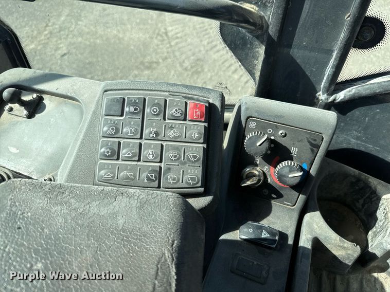 image for item DO2529 2008 John Deere 644J wheel loader