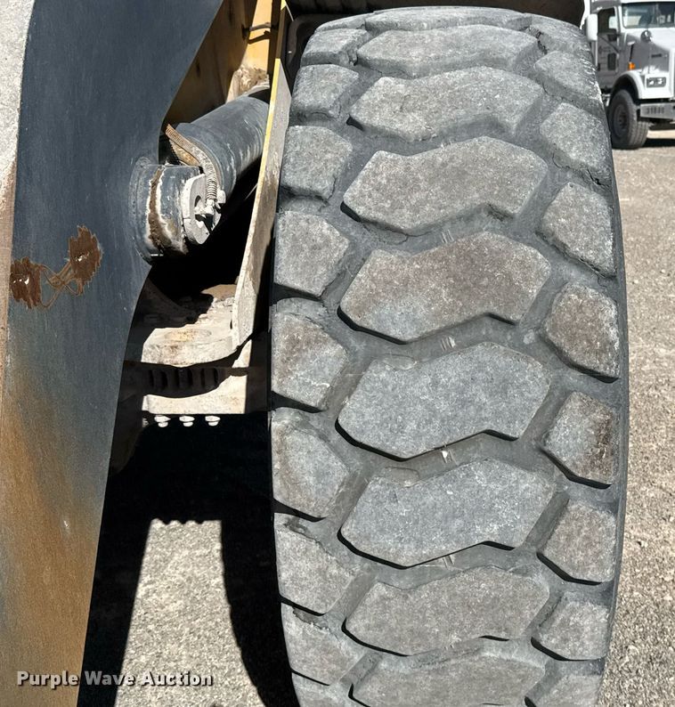 image for item DO2529 2008 John Deere 644J wheel loader