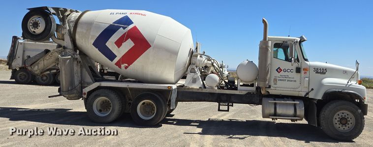 image for item DO2530 2007 International Paystar 5500i ready mix truck