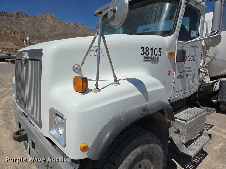 image for item DO2530 2007 International Paystar 5500i ready mix truck