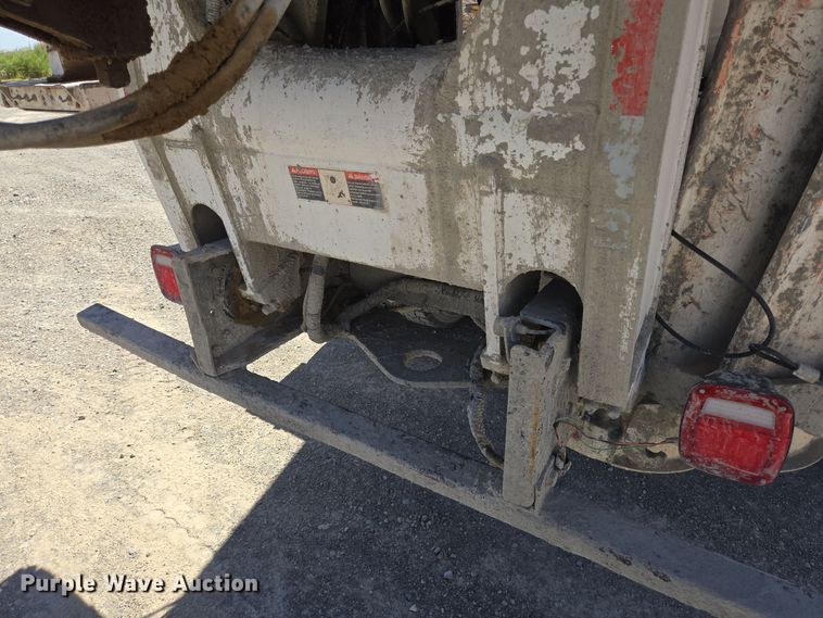 image for item DO2530 2007 International Paystar 5500i ready mix truck