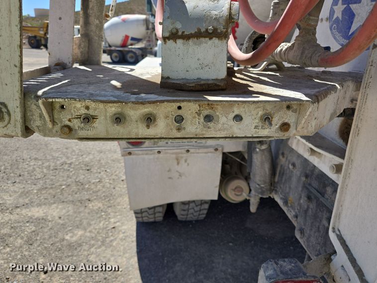 image for item DO2530 2007 International Paystar 5500i ready mix truck