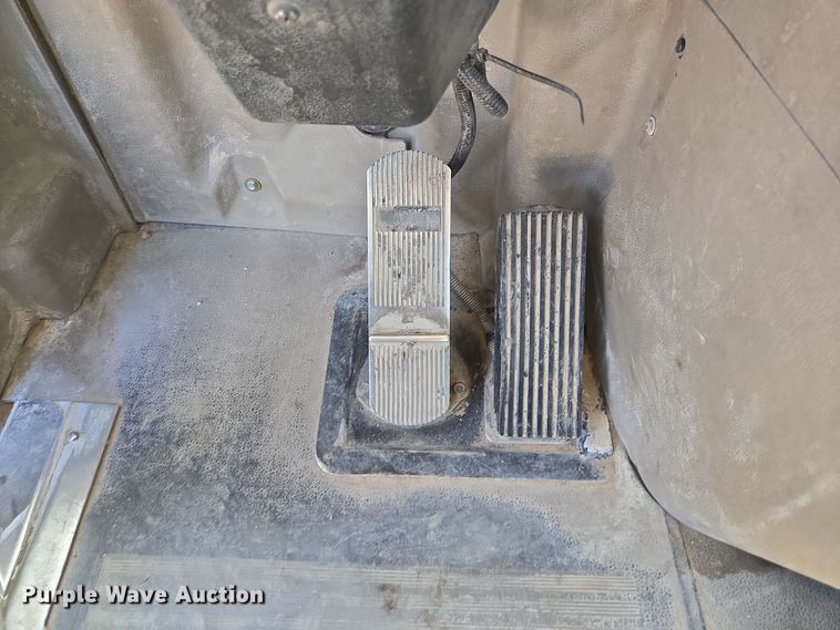 image for item DO2530 2007 International Paystar 5500i ready mix truck