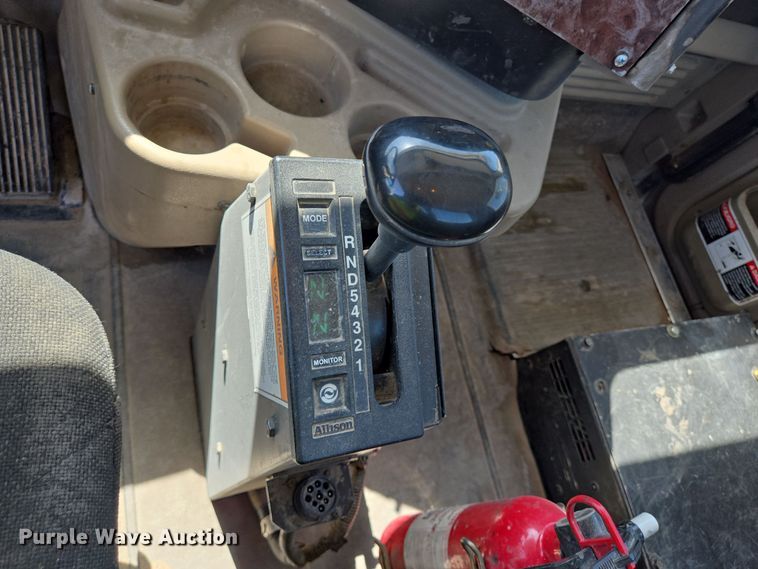 image for item DO2530 2007 International Paystar 5500i ready mix truck