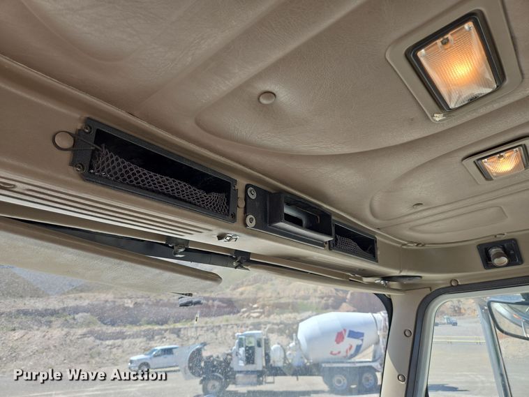 image for item DO2530 2007 International Paystar 5500i ready mix truck