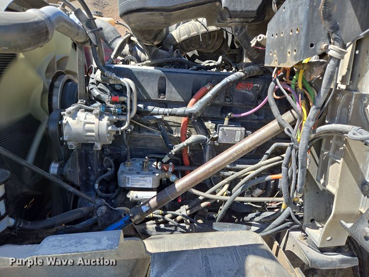 image for item DO2530 2007 International Paystar 5500i ready mix truck