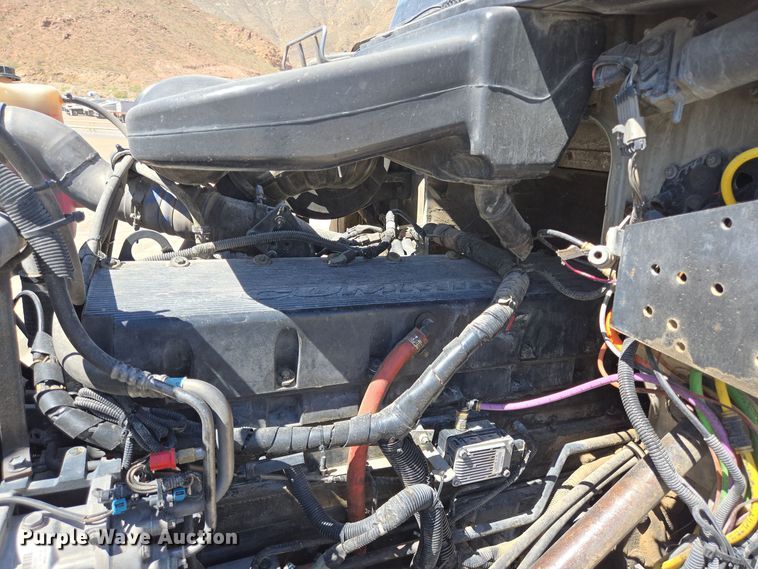 image for item DO2530 2007 International Paystar 5500i ready mix truck