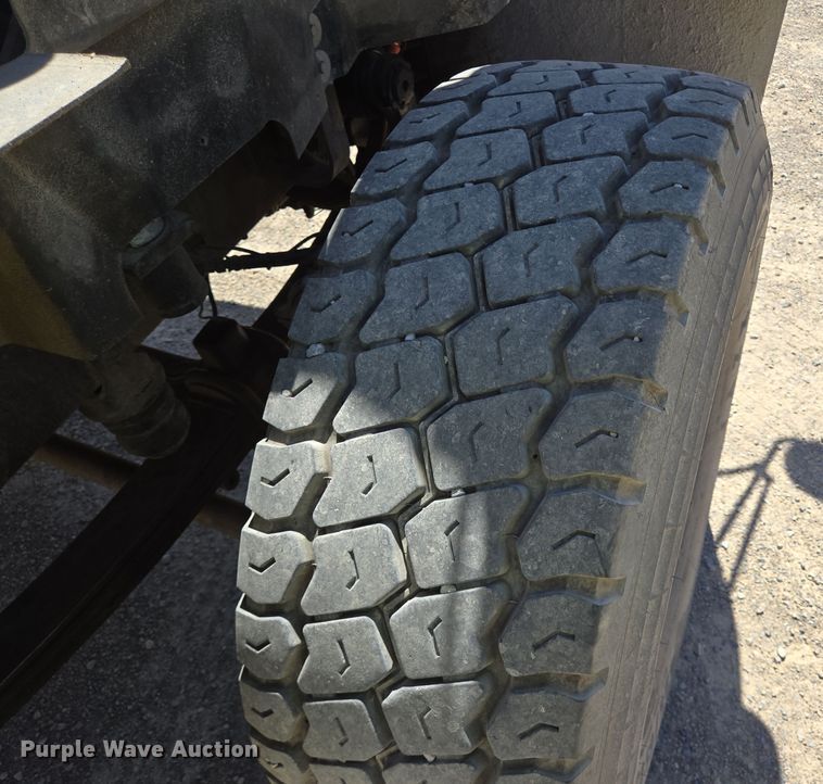 image for item DO2530 2007 International Paystar 5500i ready mix truck