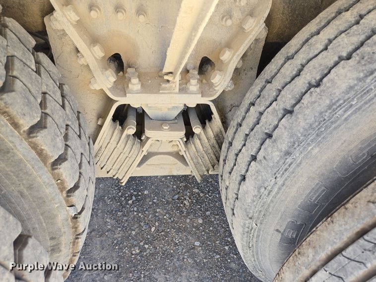 image for item DO2530 2007 International Paystar 5500i ready mix truck