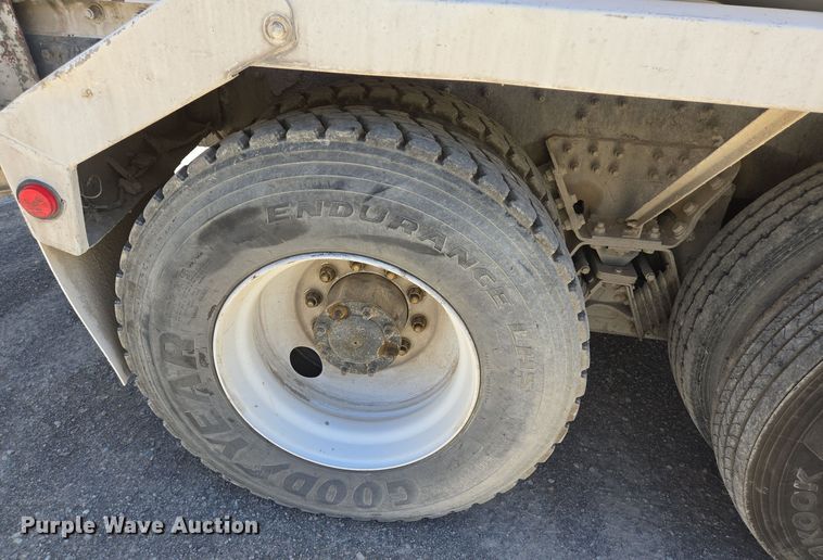 image for item DO2530 2007 International Paystar 5500i ready mix truck