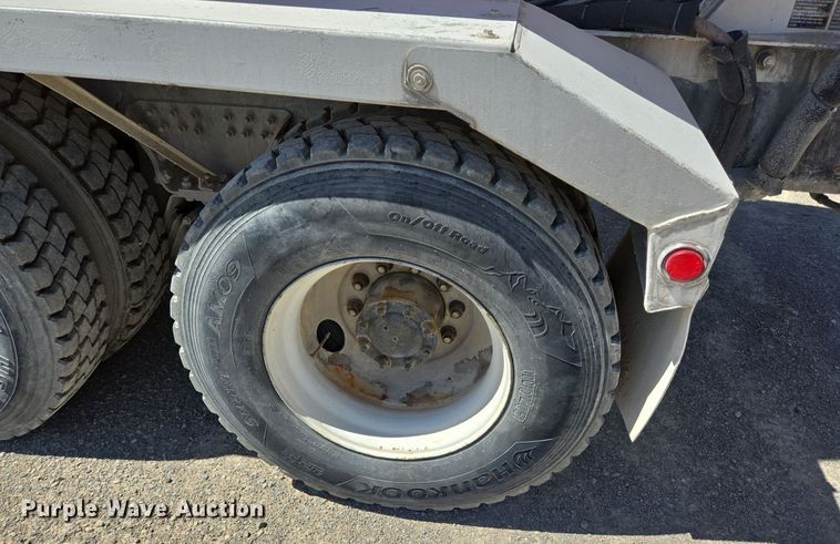 image for item DO2530 2007 International Paystar 5500i ready mix truck