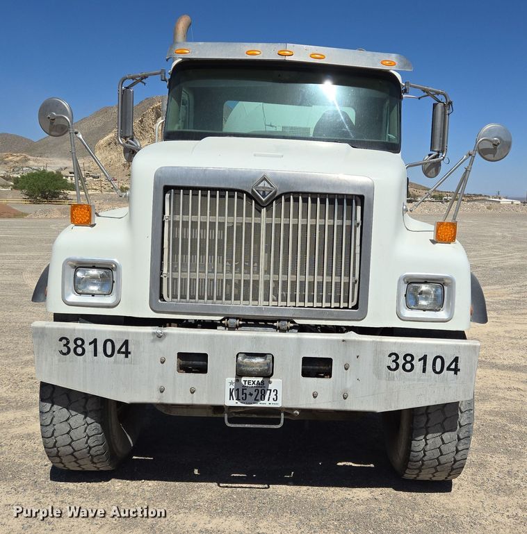 image for item DO2531 2007 International Paystar 5500i ready mix truck