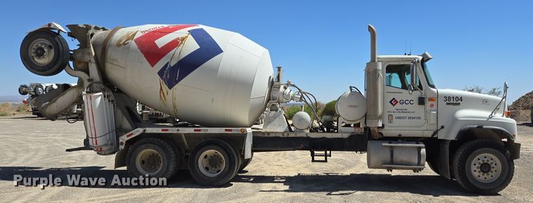 image for item DO2531 2007 International Paystar 5500i ready mix truck