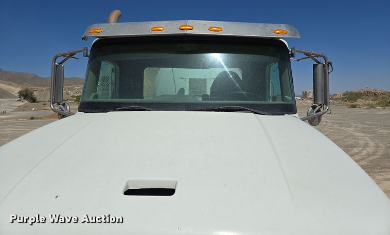 image for item DO2531 2007 International Paystar 5500i ready mix truck