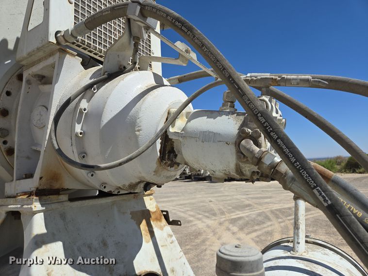 image for item DO2531 2007 International Paystar 5500i ready mix truck