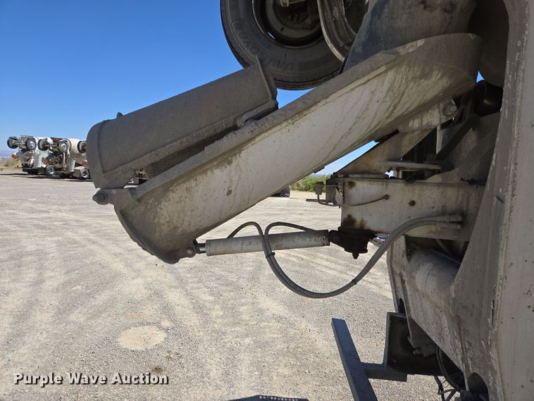 image for item DO2531 2007 International Paystar 5500i ready mix truck