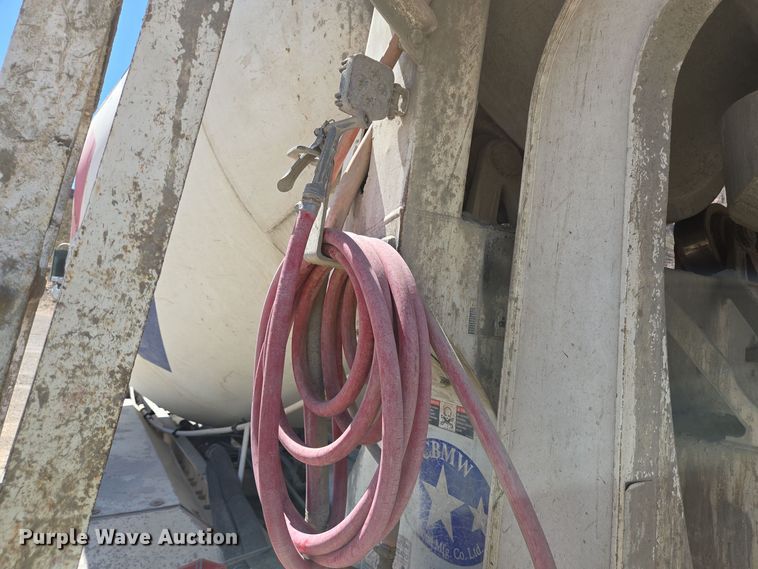 image for item DO2531 2007 International Paystar 5500i ready mix truck