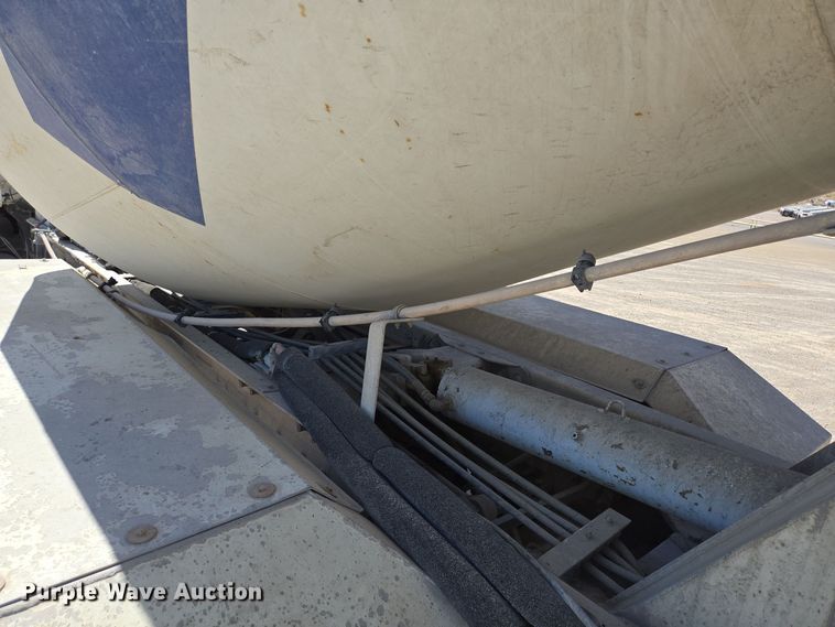 image for item DO2531 2007 International Paystar 5500i ready mix truck