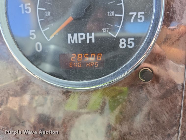 image for item DO2531 2007 International Paystar 5500i ready mix truck