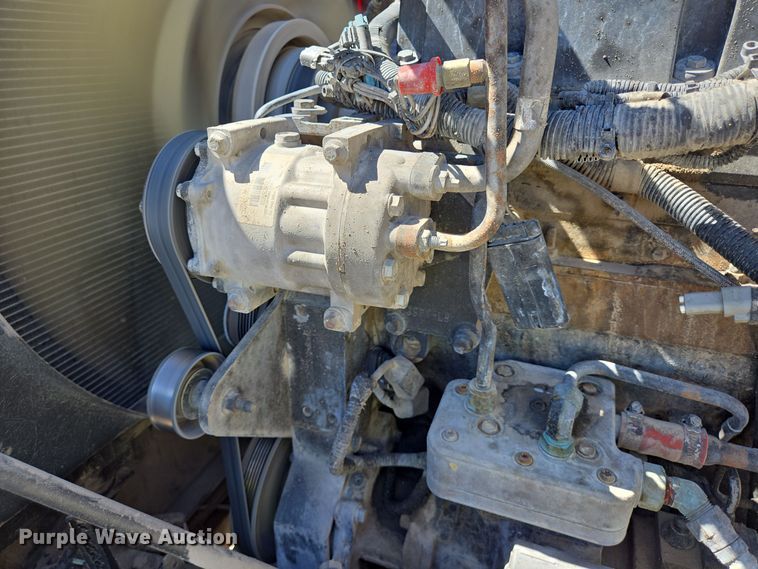 image for item DO2531 2007 International Paystar 5500i ready mix truck