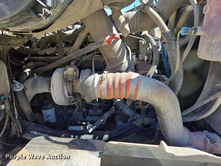 image for item DO2531 2007 International Paystar 5500i ready mix truck