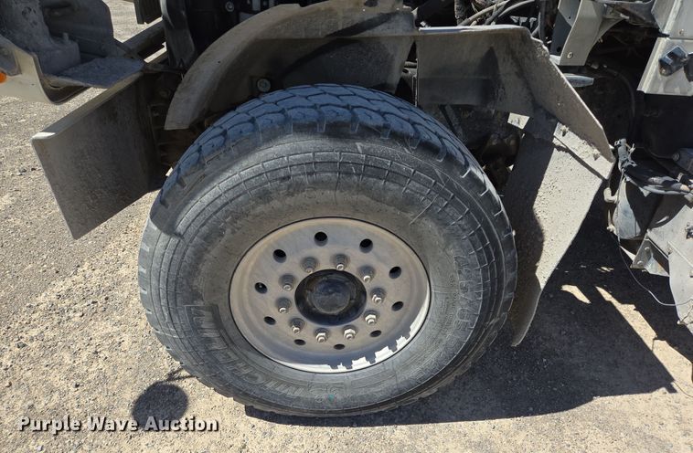 image for item DO2531 2007 International Paystar 5500i ready mix truck