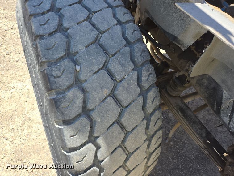 image for item DO2531 2007 International Paystar 5500i ready mix truck