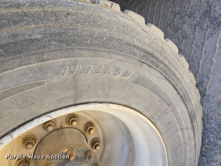 image for item DO2531 2007 International Paystar 5500i ready mix truck