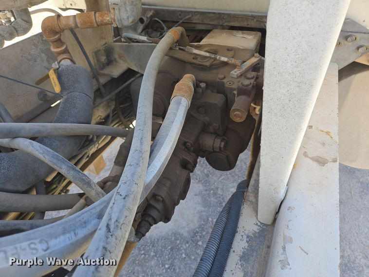 image for item DO2533 2006 International Paystar 5500i ready mix truck