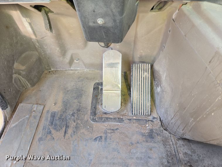 image for item DO2533 2006 International Paystar 5500i ready mix truck