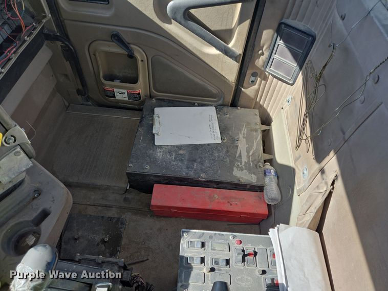 image for item DO2533 2006 International Paystar 5500i ready mix truck