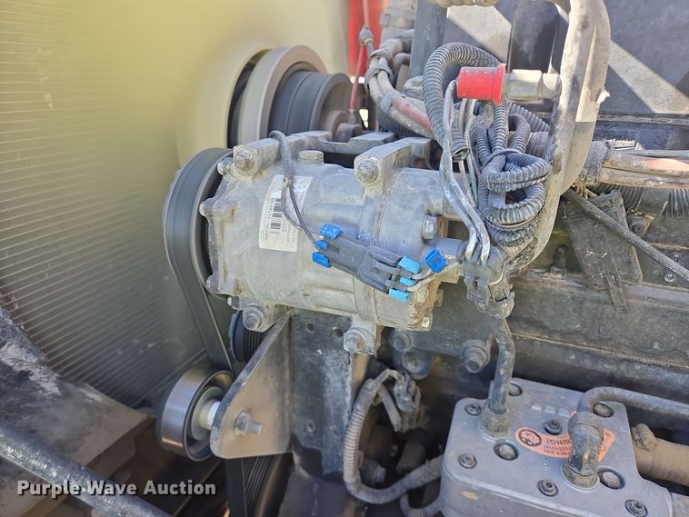 image for item DO2533 2006 International Paystar 5500i ready mix truck