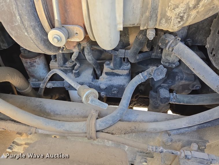 image for item DO2533 2006 International Paystar 5500i ready mix truck