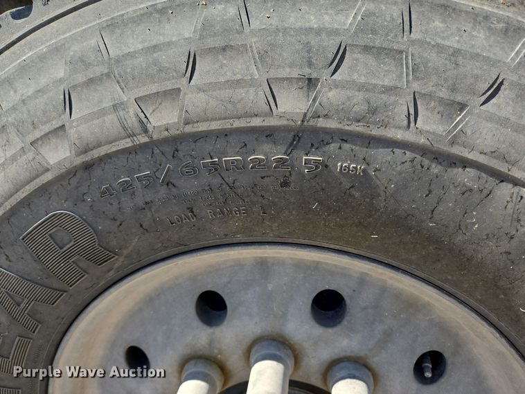 image for item DO2533 2006 International Paystar 5500i ready mix truck