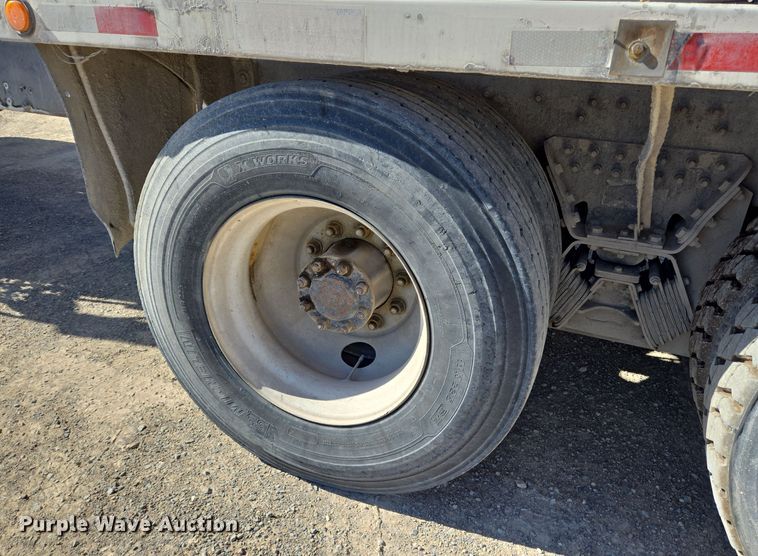 image for item DO2533 2006 International Paystar 5500i ready mix truck